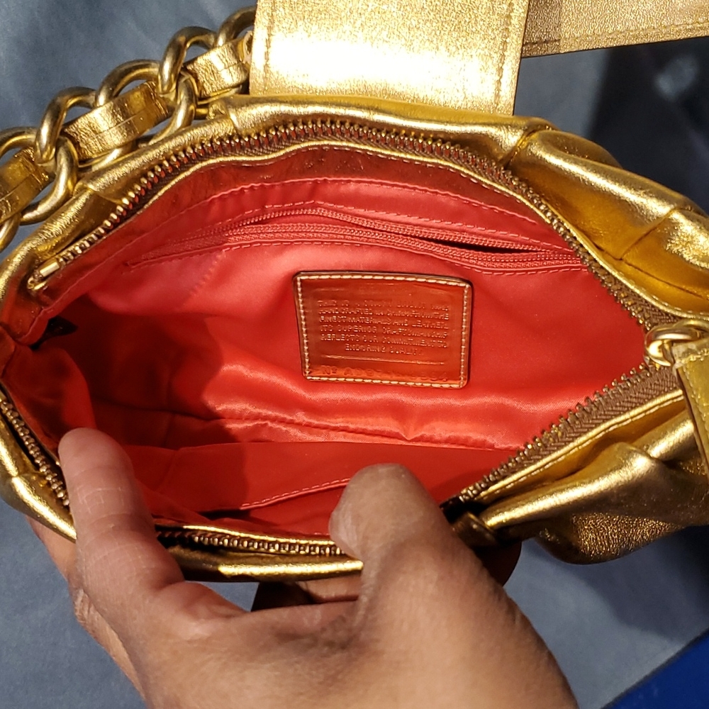 πHPπ RARE Coach Amanda Pippa Leather Gold Purse chain strap - Picture 13 of 17
